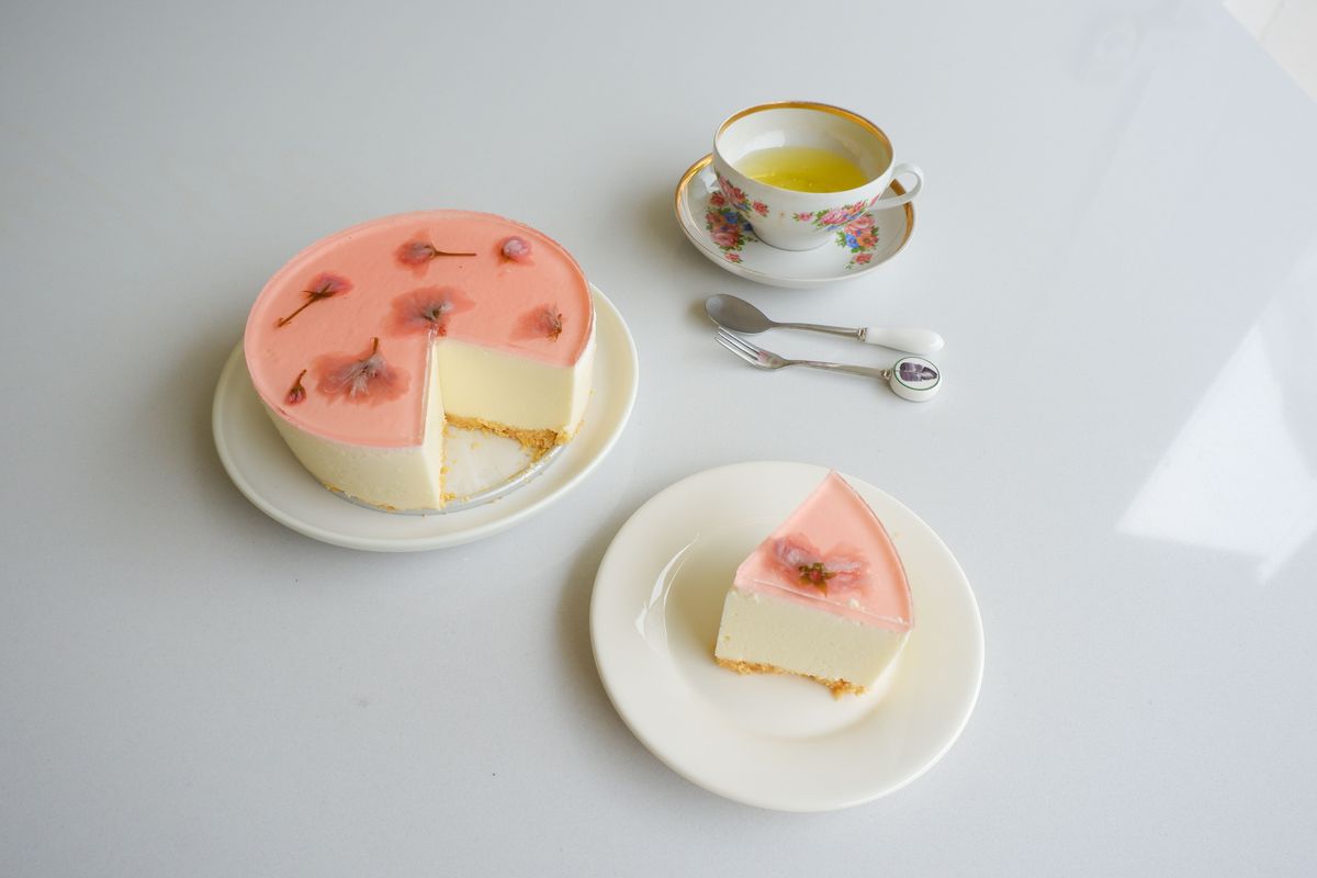 sakura cake