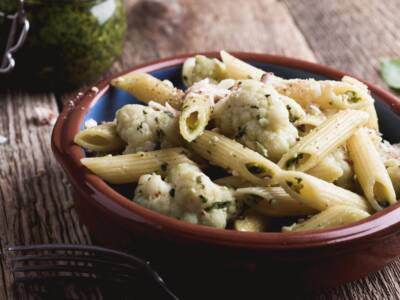 Cremosa e gustosa, assaggiamo pasta e cavolfiore alla napoletana!