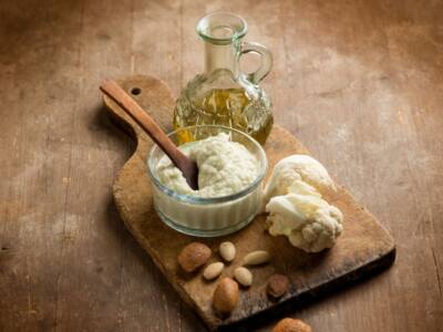 Prepariamo un cremoso pesto di cavolfiore con noci