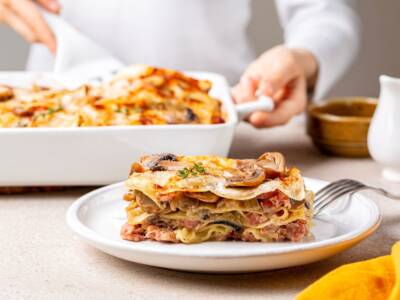 Lasagne funghi e salsiccia