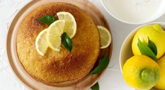 Torta al limone senza glutine: una dolce delizia per tutti!