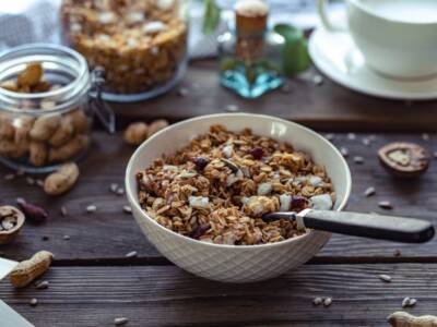 Granola in padella: la ricetta per un ottimo muesli fatto in casa