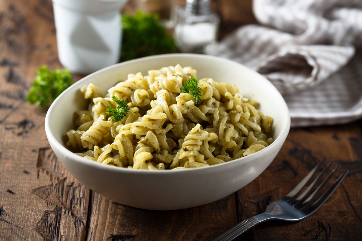 Pasta con crema di broccoli: un primo piatto facile e veloce