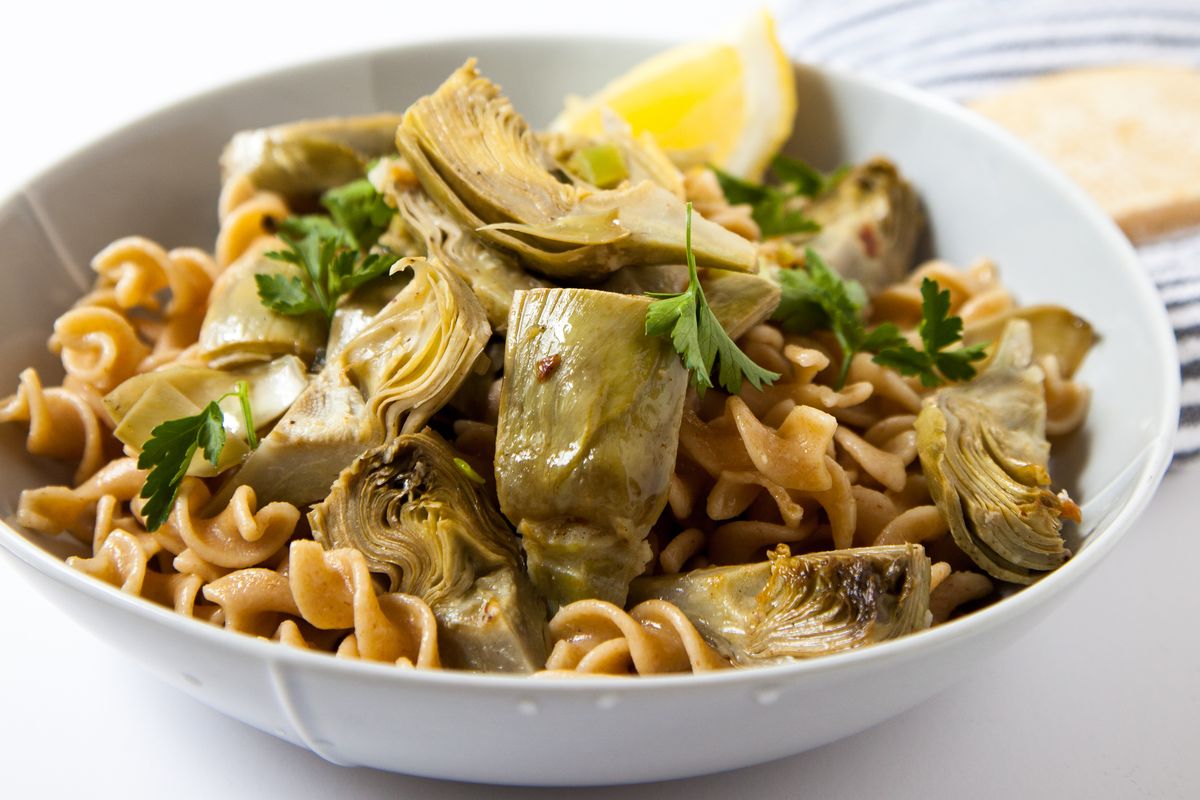 pasta con carciofi e noci