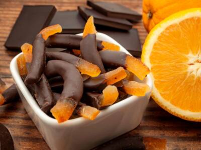 Scorze di arancia candite al cioccolato: il regalo gastronomico perfetto