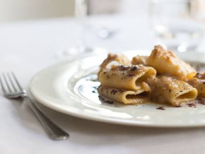 Dal genio di Cannavacciuolo, arrivano i paccheri cacio e cannella