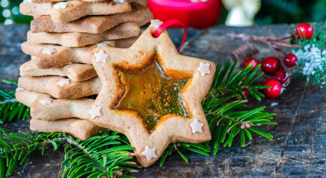 Biscotti di vetro: natalizi e colorati