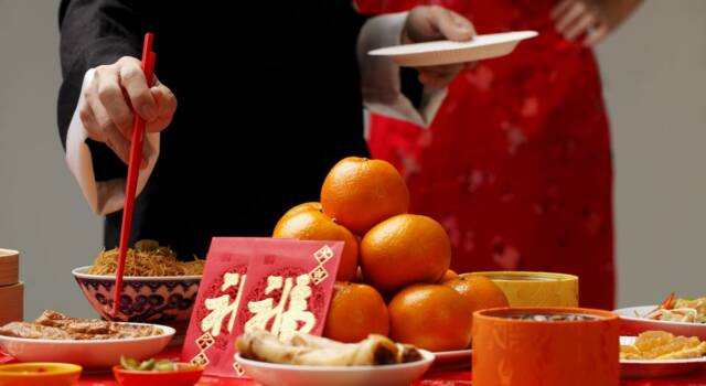 Capodanno cinese a tavola: storia e tradizioni culinarie per festeggiare l&#8217;anno lunare