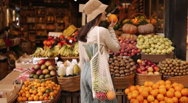 Frutta e verdura: perché sono sempre all&#8217;ingresso del supermercato