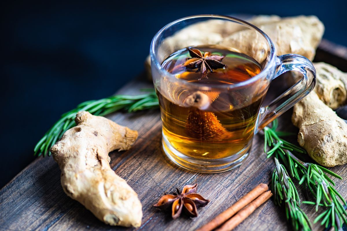 Ginger and cinnamon herbal tea