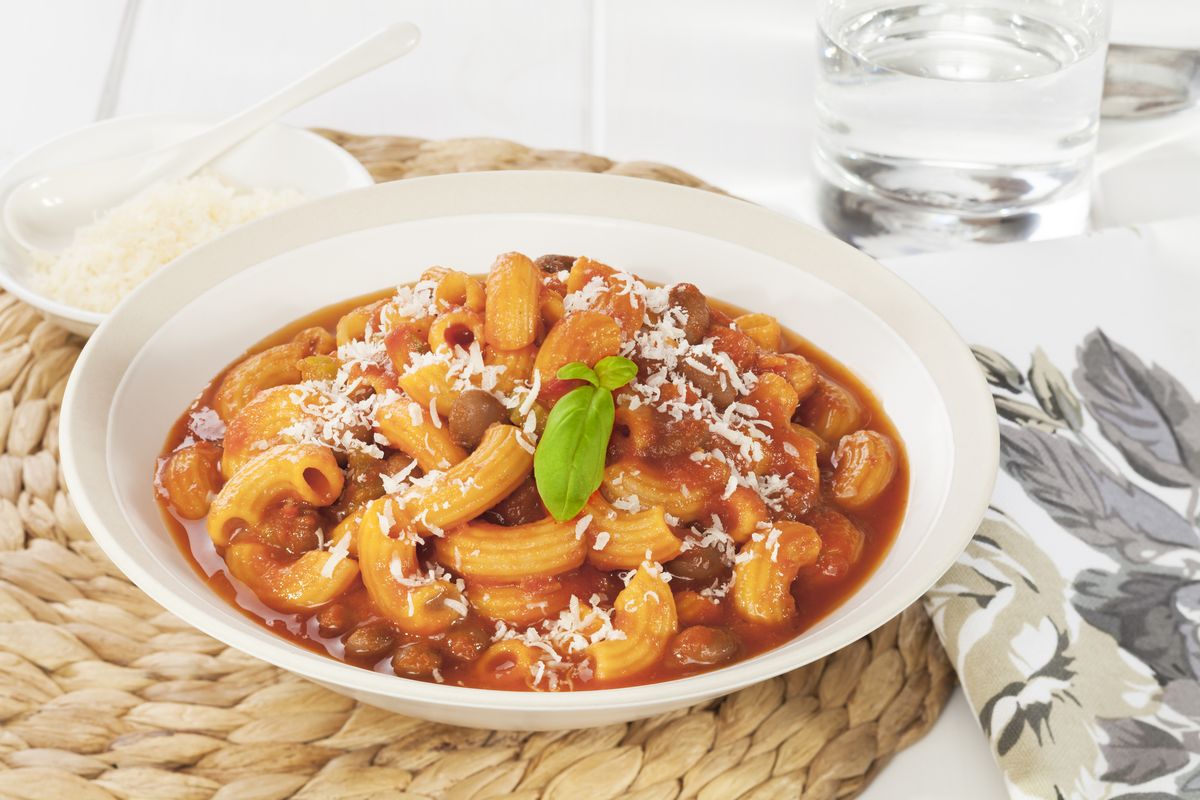 Neapolitan pasta and beans