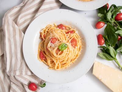 Pasta con pomodorini: foto e videoricetta per rendere incredibile un  grande classico