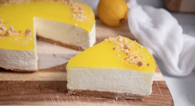 Cheesecake al limone: foto e videoricetta per farla a casa