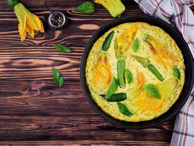 Frittata con fiori di zucca in friggitrice ad aria