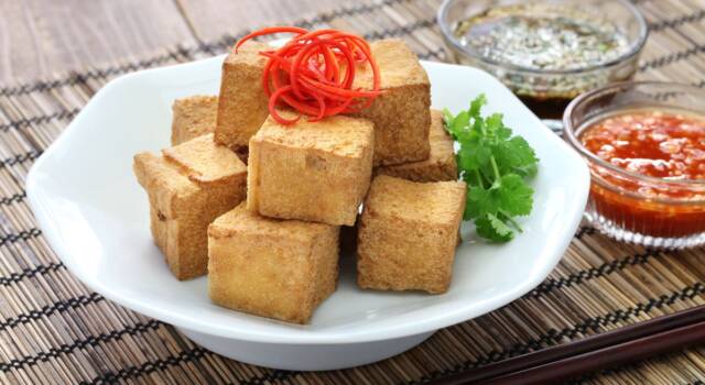 Tofu in friggitrice ad aria