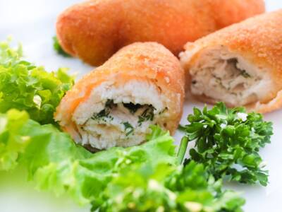 Involtini di pollo in friggitrice ad aria