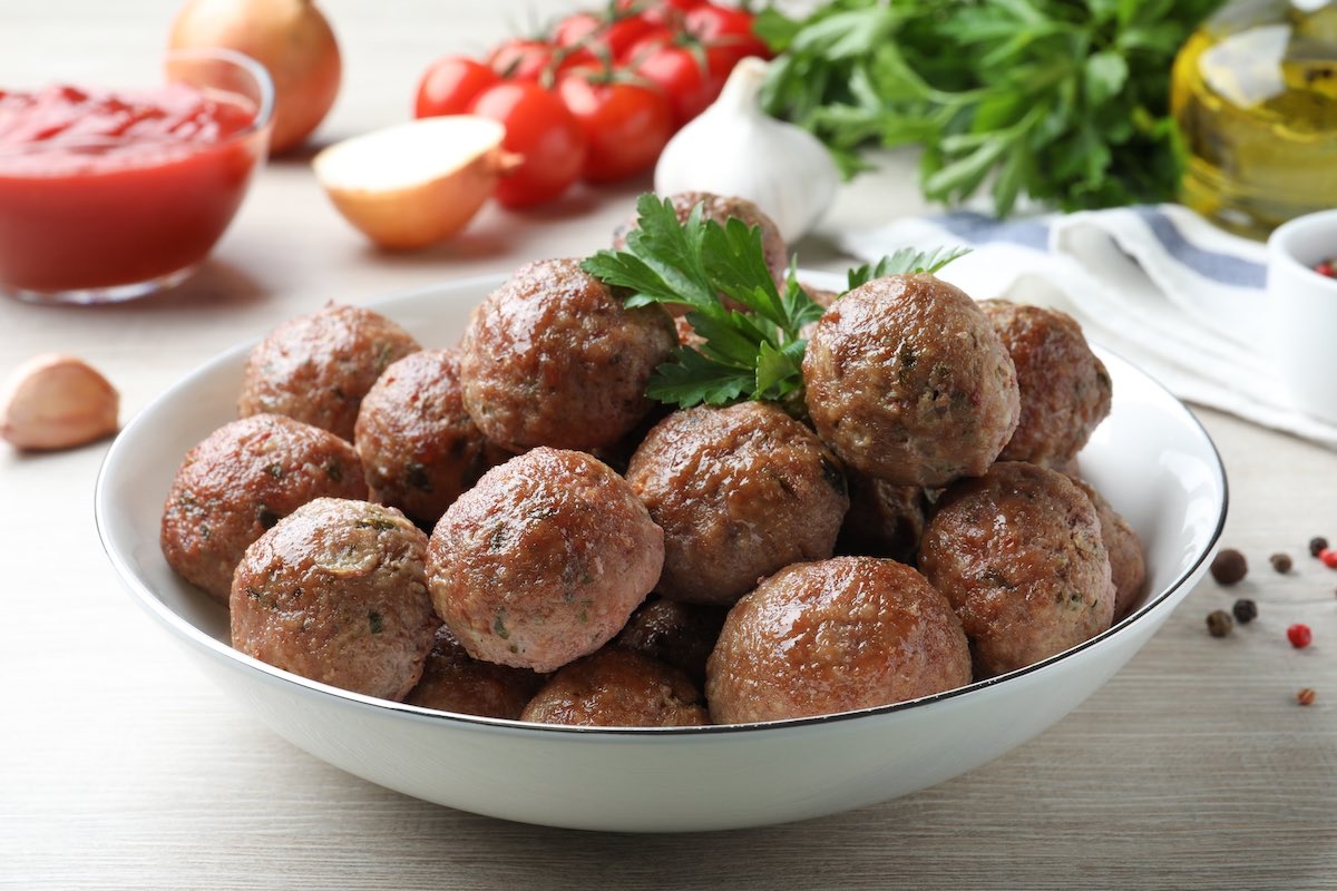 Fried meatballs for Neapolitan baked pasta