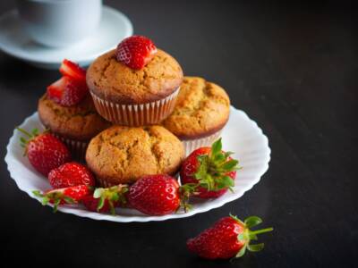 Muffin alle fragole in friggitrice ad aria