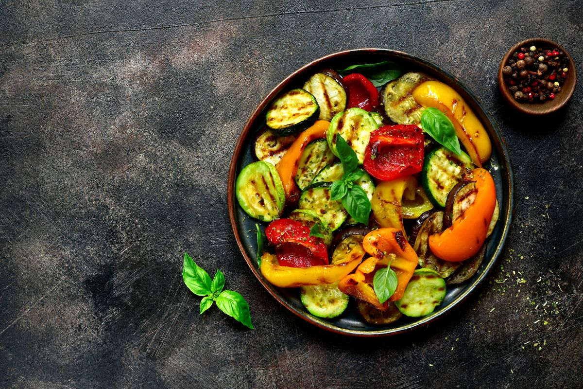 Pan-fried peppers and courgettes