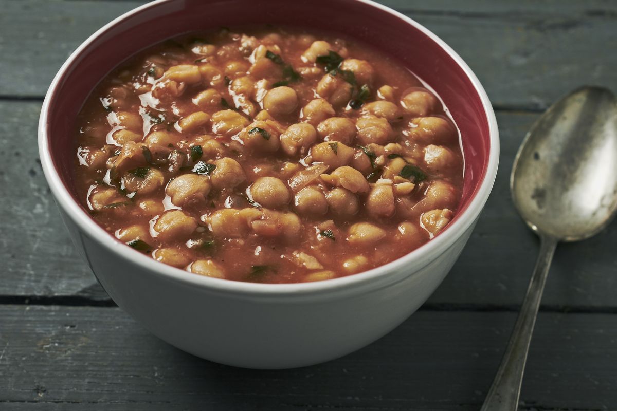 Chickpea and chestnut soup