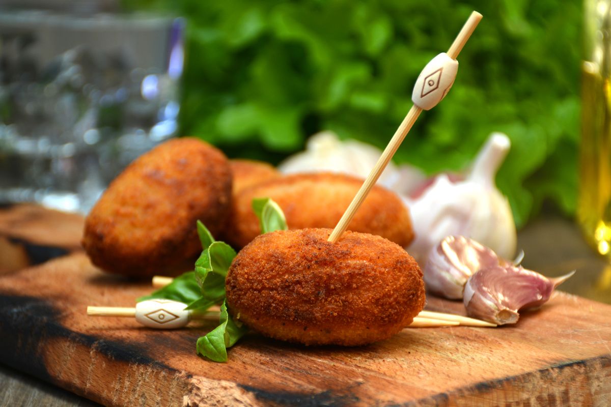 Neapolitan potato croquettes