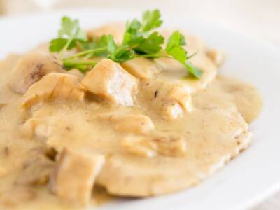 Scaloppine ai funghi e panna