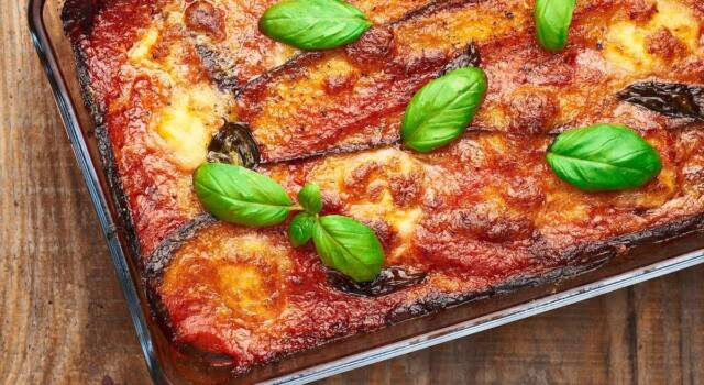 Parmigiana di melanzane napoletana