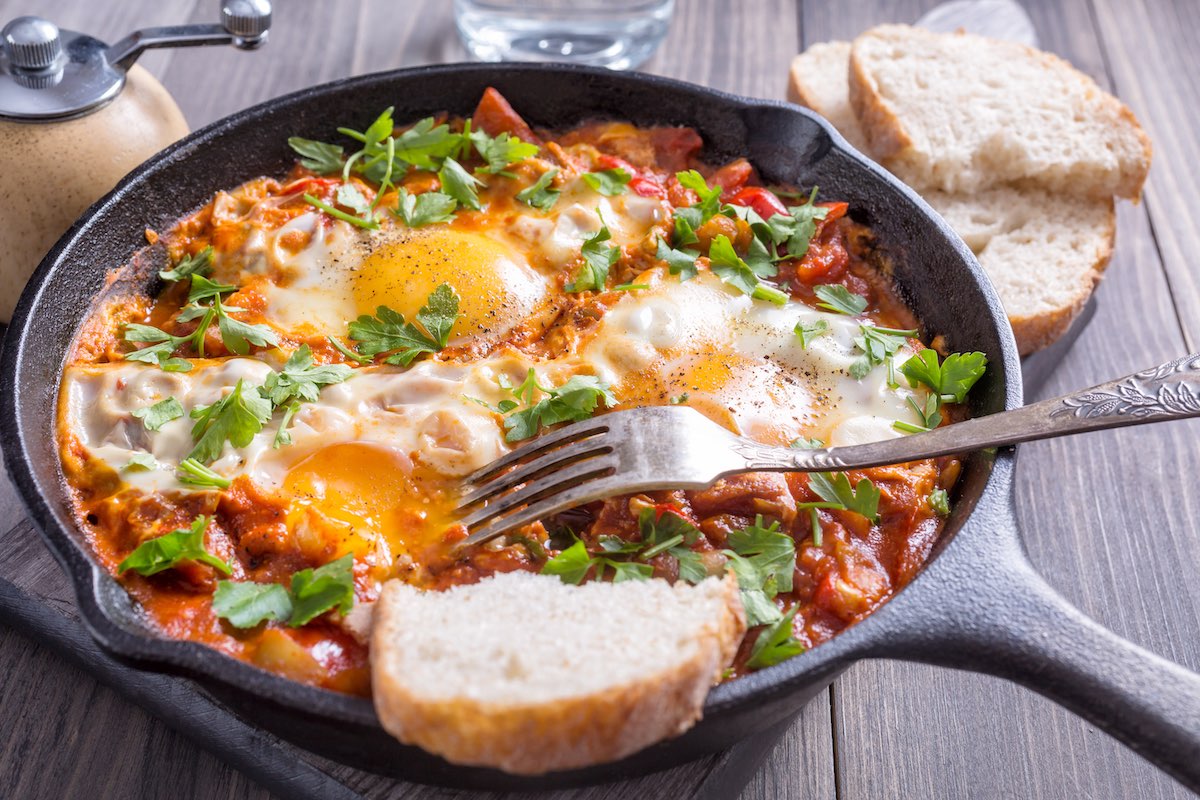 Shakshuka with bread