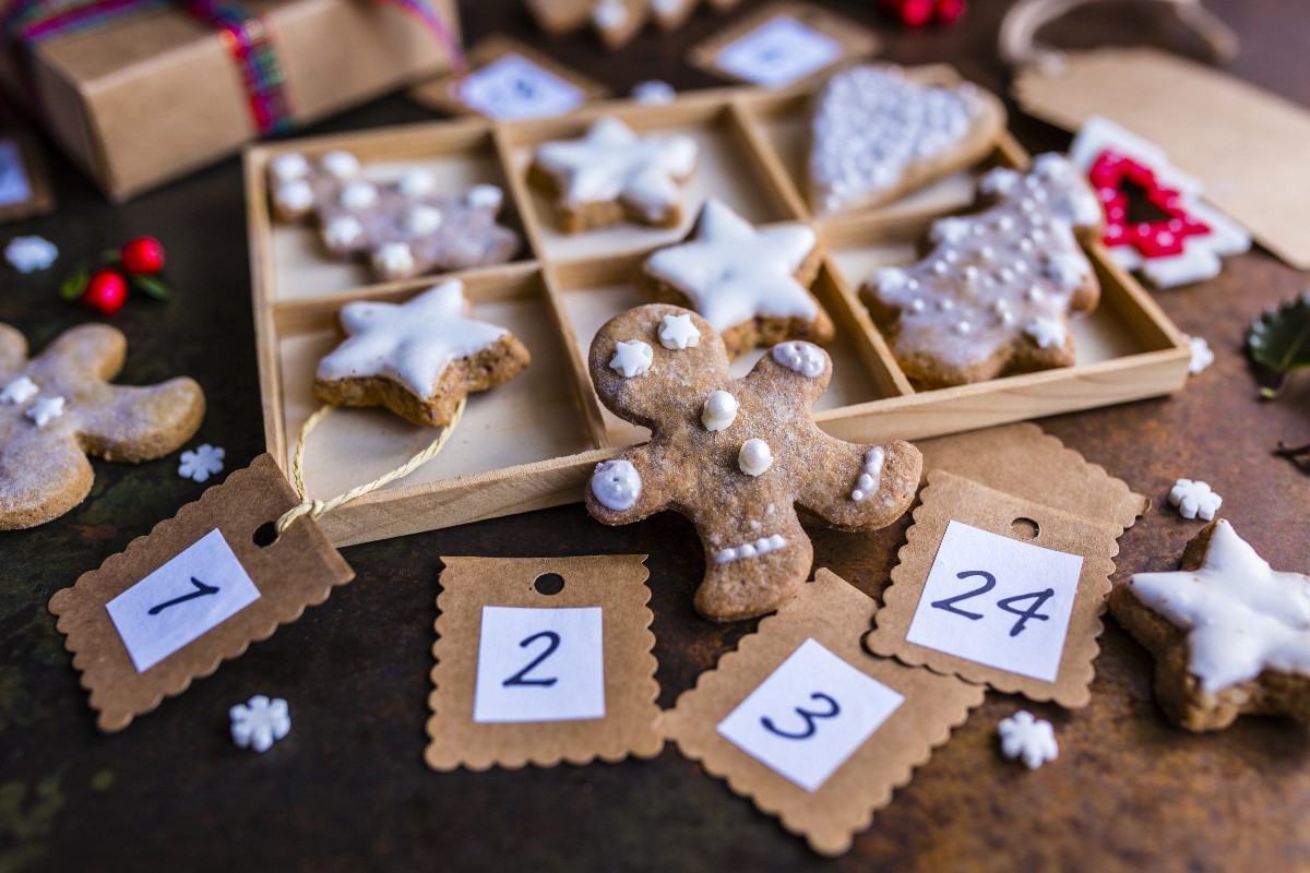 Advent calendar with biscuits