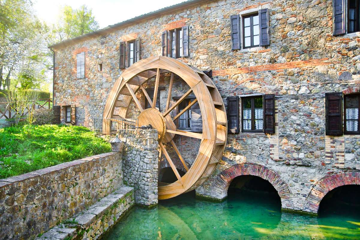 Mulino Bianco situato a Chiusdino in provincia di Siena