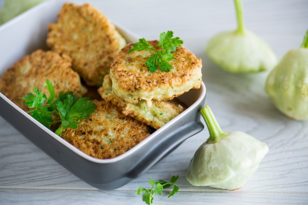 Pirofila con polpette di zucchine fritte